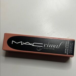 MAC Cosmetics Ximal Satin Lipstick in fleshpot
